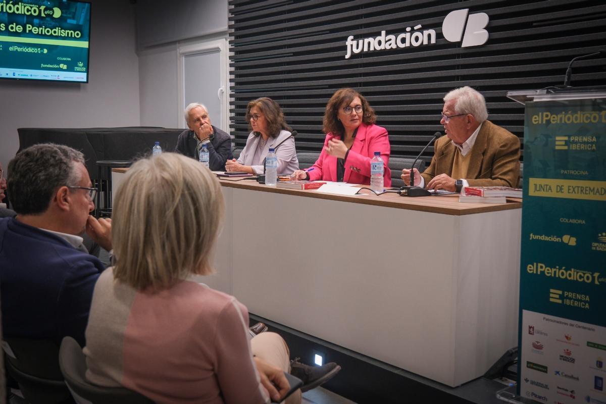 De izquierda a derecha Juan Cruz, Lucía Méndez, Marisol López del Estal y Fernando Jáuregui.