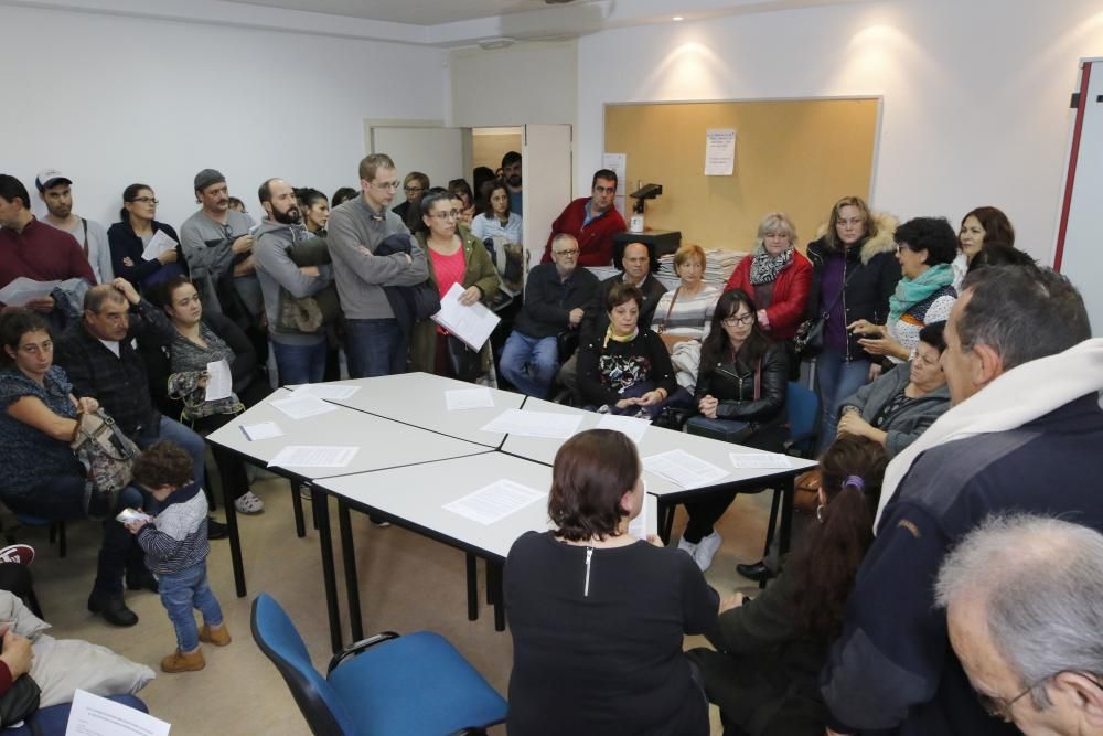 Los padres de Cangas, en pie de guerra por la falta de pediatras