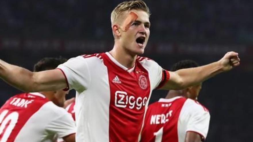 De Ligt és el central que desitja el Barça