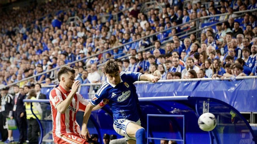 El Oviedo vuelve a reinar en el derbi: victoria merecida (2-0) ante un Sporting con dudas
