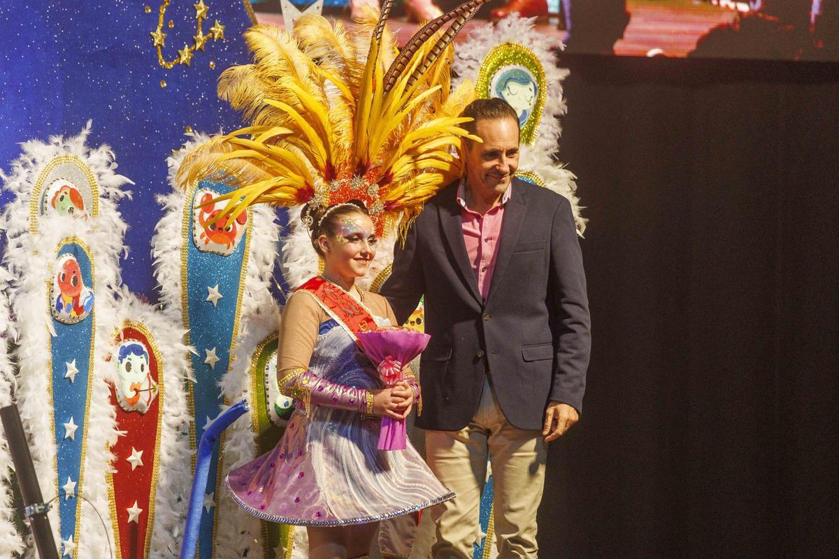 Las fotos de la elección de la reina infantil carnaval Las fotos de la elección de la reina infantil carnaval