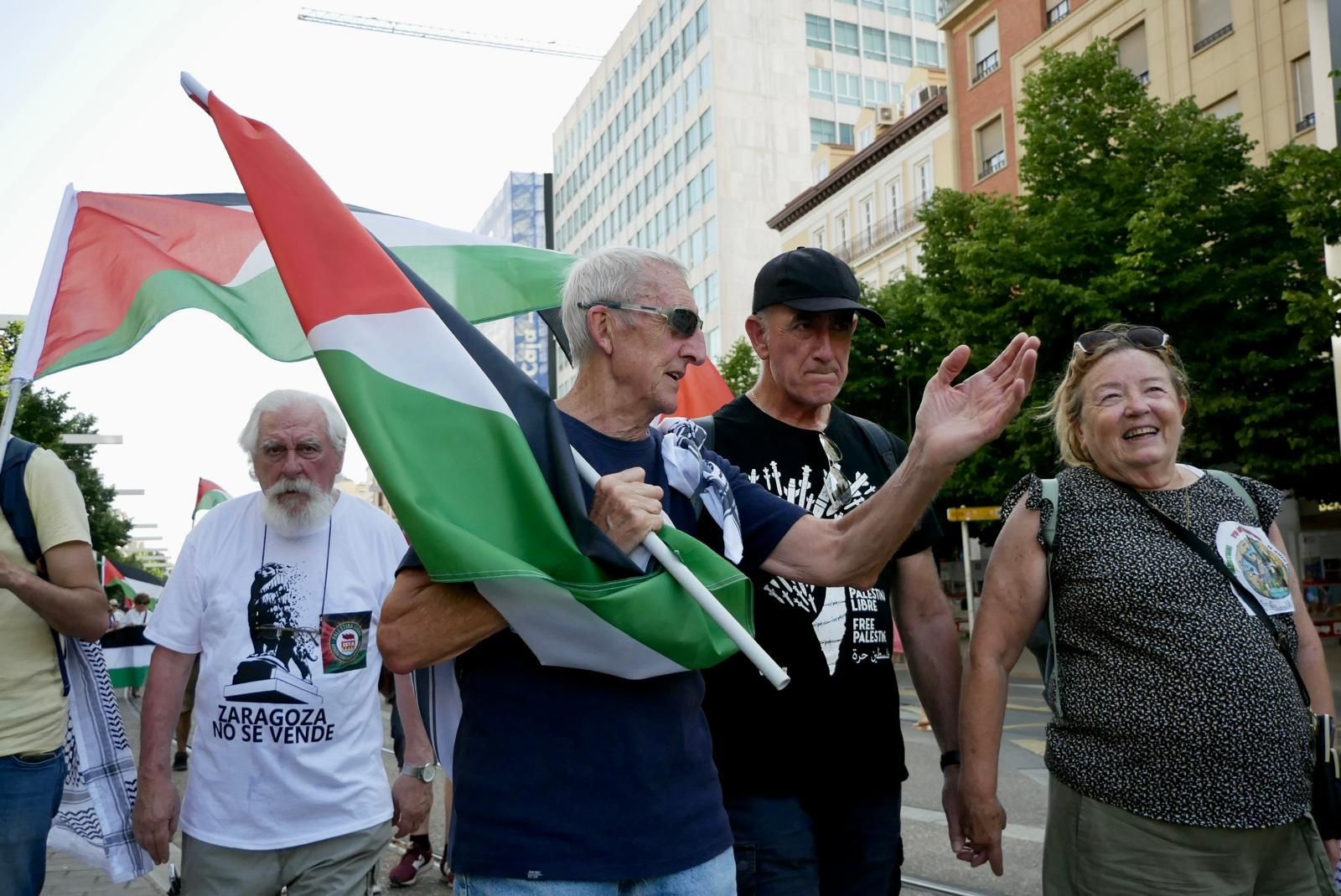 En imágenes | Manifestación en apoyo a Palestina en Zaragoza