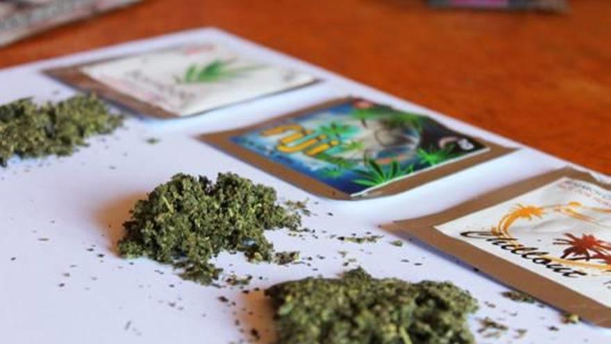Desarticulan una red internacional de venta de marihuana sintética por internet en la Marina Baixa