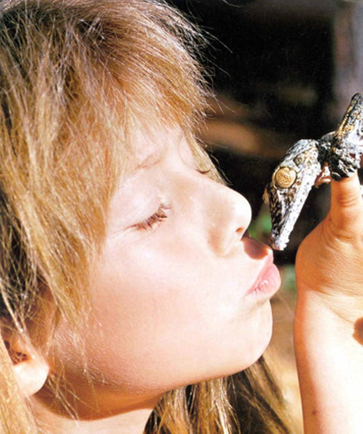 Tippi es mostra afectuosa amb un altre dels seus animals.