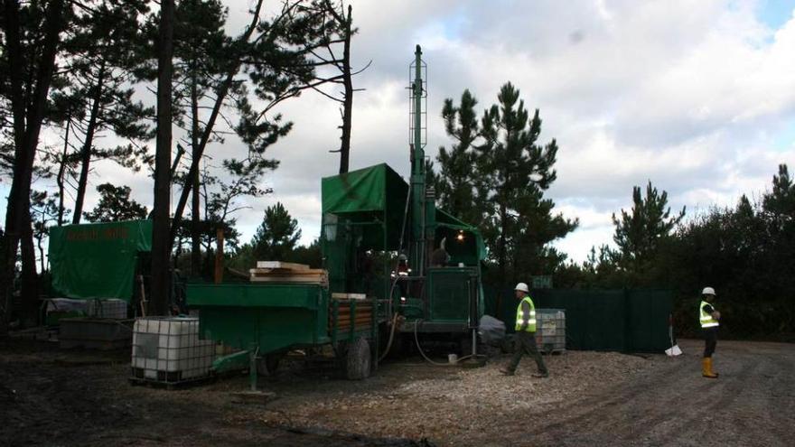 Sondeos de Astur Gold en la zona del yacimiento.