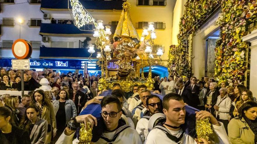 Benidorm suprimirá la &quot;despertà&quot; de Fiestas y cambiará el recorrido de la procesión por el 10-N