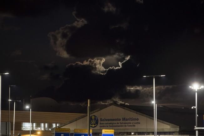 14/11/2016 FENÓMENOS ASTRONÓMICOS  super luna desde el auditorio de santa cruz de tenerife.JOSE LUIS GONZALEZ