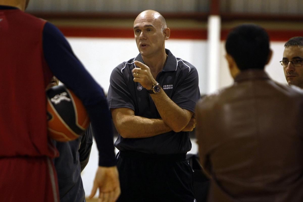 PRIMER ENTRENAMIENTO DEL NUEVO ENTRENADOR DEL PAMESA , SPAHIJA