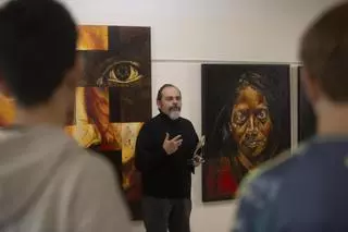 Xàtiva acoge la exposición “Los Nadies” del artista Antonio Soto