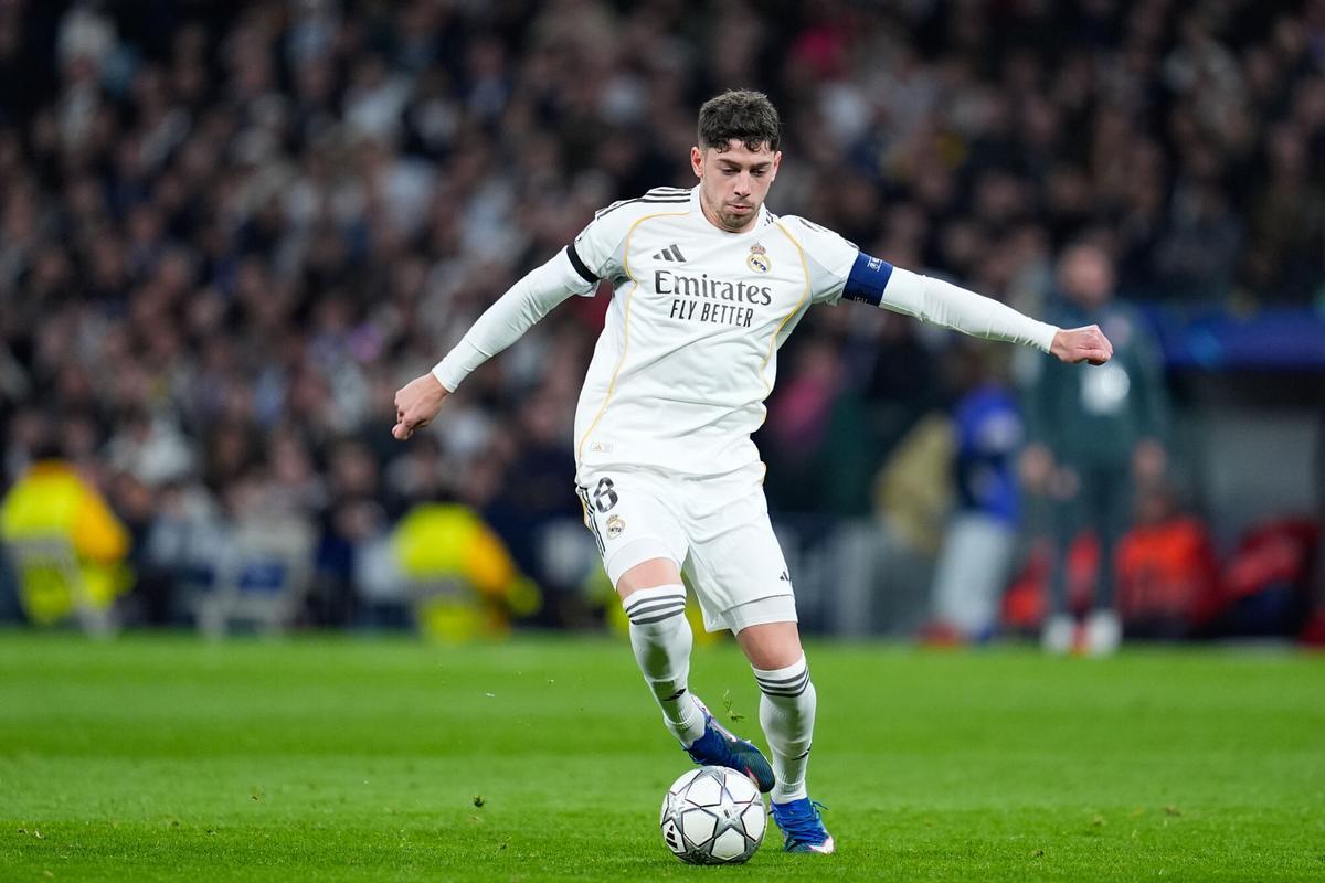 Federico Valverde of Real Madrid CF plays the ball during UEFA Champions League 2025/26 League Phase MD7 football match played between Real Madrid and AS Monaco at Bernabeu stadium on January 20, 2026, in Madrid, Spain. AFP7 20/01/2026 ONLY FOR USE IN SPAIN. Dennis Agyeman / AFP7 / Europa Press;2026;SOCCER;SPAIN;SPORT;ZSOCCER;ZSPORT;Real Madrid v AS Monaco - UEFA Champions League 2025/26 League Phase MD7;