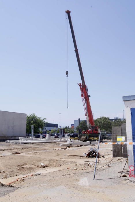 Construcció del Lidl a la Plaça de Salt