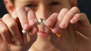 Recigarum: así es el nuevo medicamento para dejar de fumar que financia Sanidad