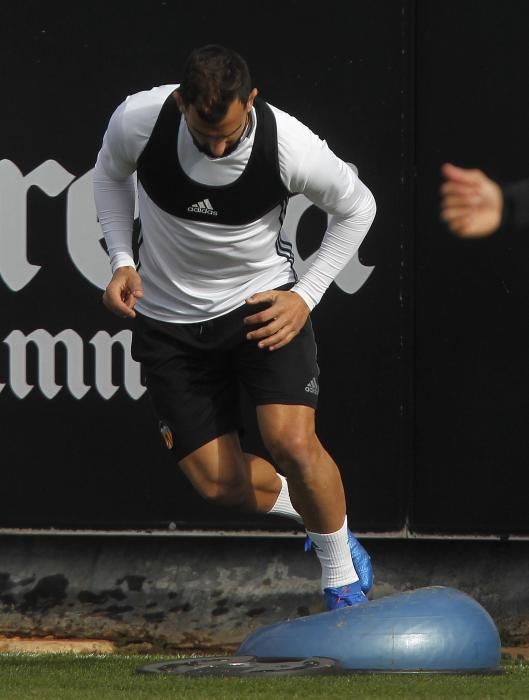 Las imágenes del entrenamiento del Valencia de este sábado