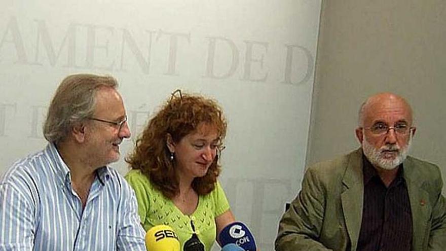 El comité organizador junto al edil de Cultura de Dénia