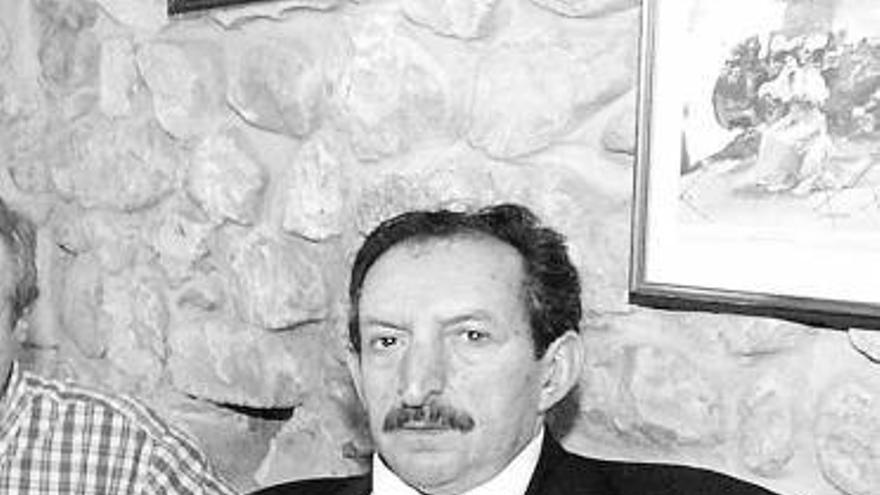 Vicente Caso.