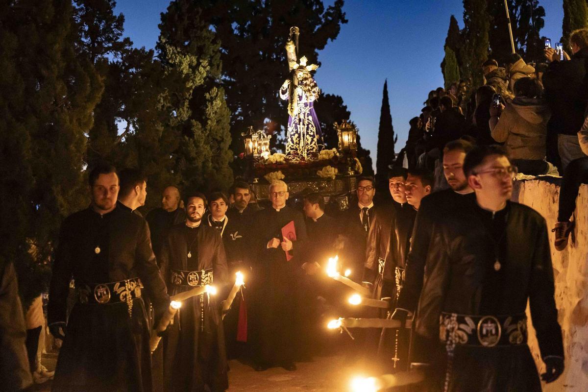 Los momentos más destacados del Viacrucis de la Semana Santa de Sagunt