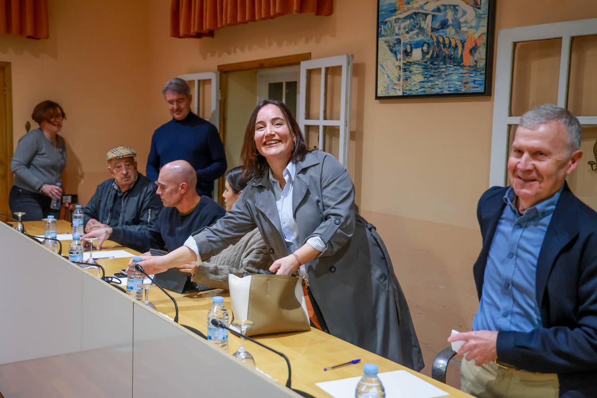 El grupo municipal socialista, ya con Marta Domínguez Otero y Antonio Doña Rivas en sus filas.