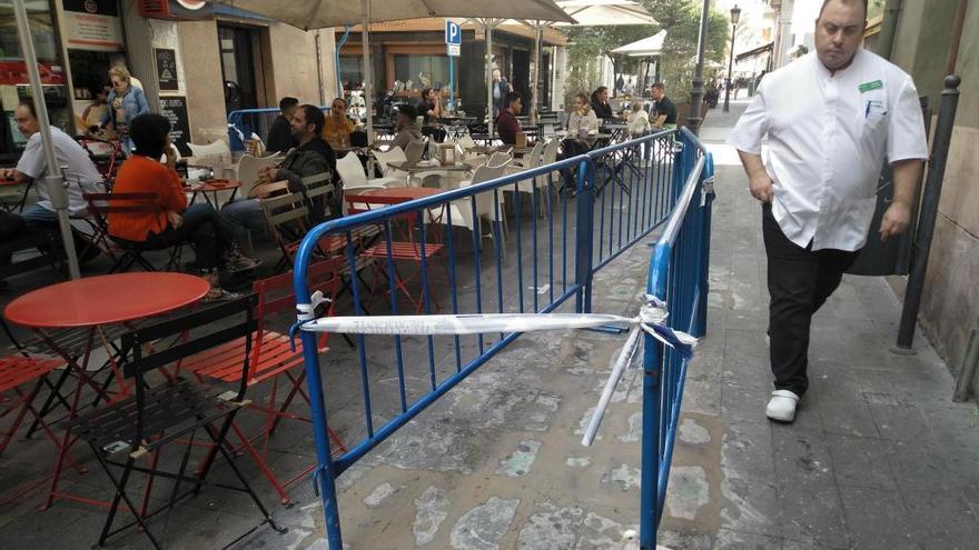 Una de las zonas reparadas en la calle Cándida Jimeno Gargallo