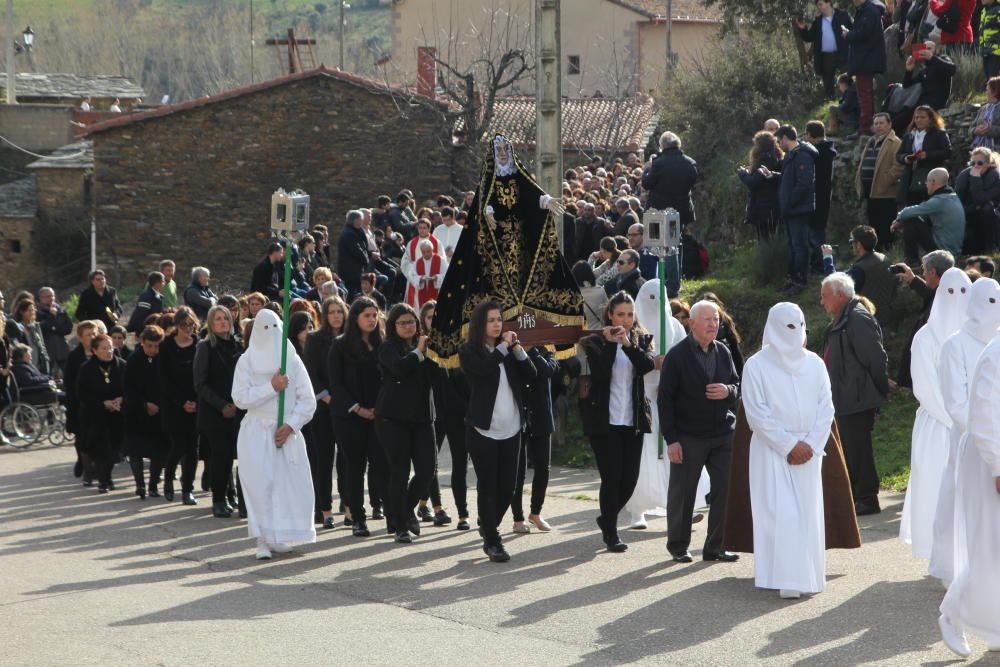 Procesión del Viernes Santo en Bercianos de Aliste