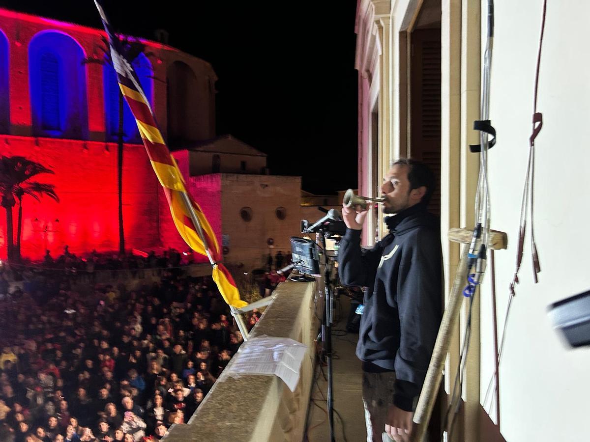 FOTOS | La 'revetla' de Sant Antoni en Muro, en imágenes