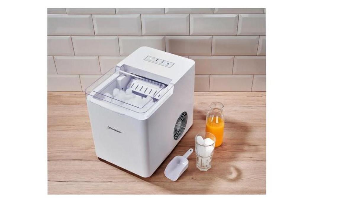 Mañana se esperan colas kilométricas en Lidl para conseguir la máquina que convierte agua en cubitos de hielo en segundos más barata del mercado: no necesita conexión de agua