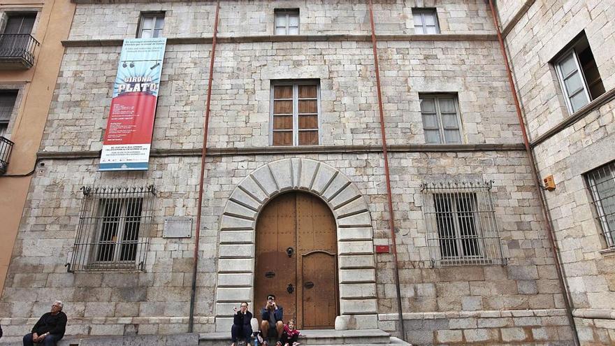 La Casa Pastors de
Girona, en una imatge
d&#039;arxiu.  ANIOL RESCLOSA