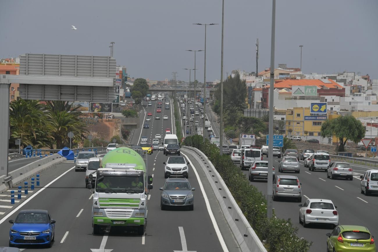 Operación salida del 'puente' de agosto en Gran Canaria