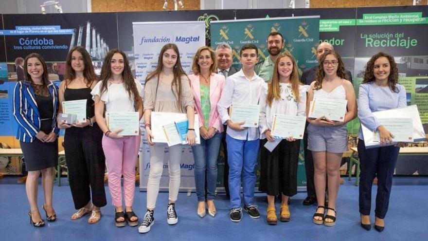 Habecu y Fundación Magtel entregan los premios de excelencia académica a hijos de guardias civiles