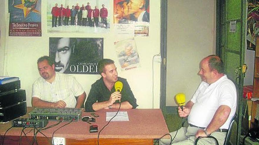 Radio San Tirso vuelve con motivo de la Semana Cultural