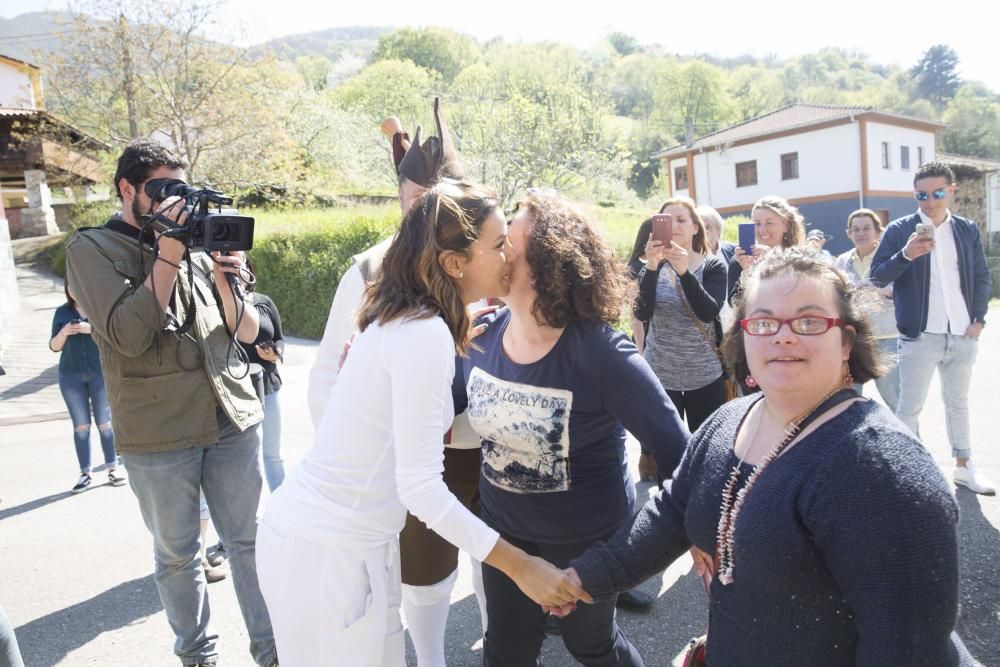 Eva Longoria visita su edén asturiano