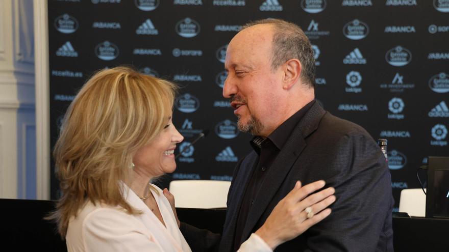 Marian Mouriño con Benítez, el día de su presentación