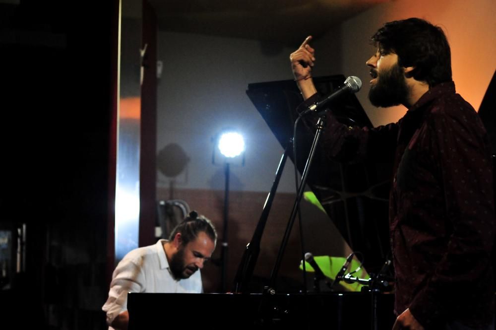 “Os Xoves de Códax” fusiona vino y jazz con Salvador Sobral y Abe Rábade