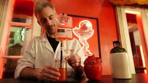 Barcelona 19/01/2025 Nueva coctelería clandestina en una farmacia : Pharmacy , en la calle Pau Claris Fotografía de Ferran Nadeu