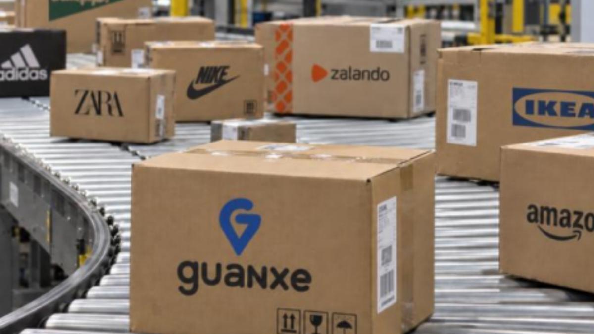 Guanxe envía miles de pedidos cada mes hacía Canarias