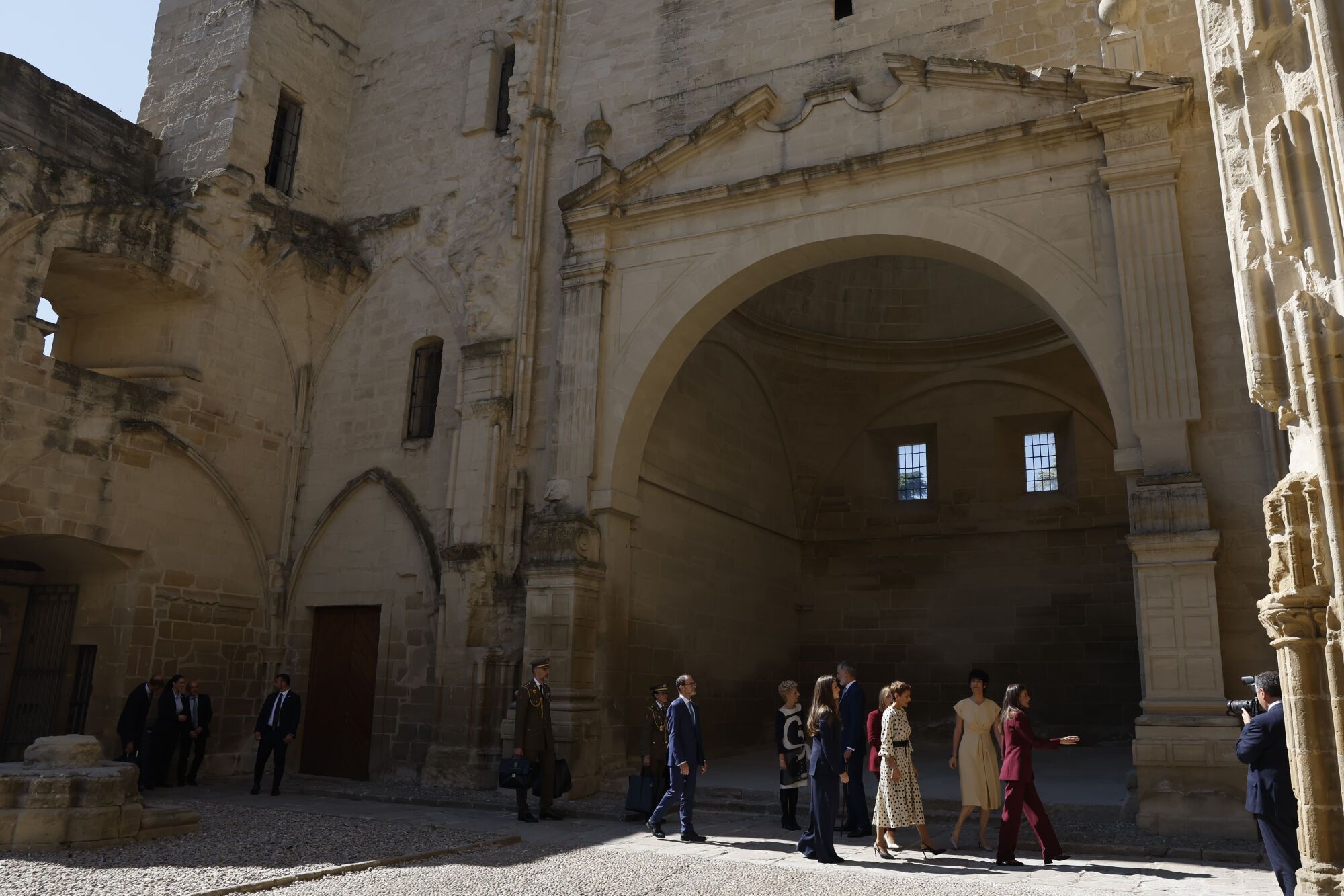 EN IMÁGENES: Leonor se da un baño de multitudes en su estreno como Princesa de Viana
