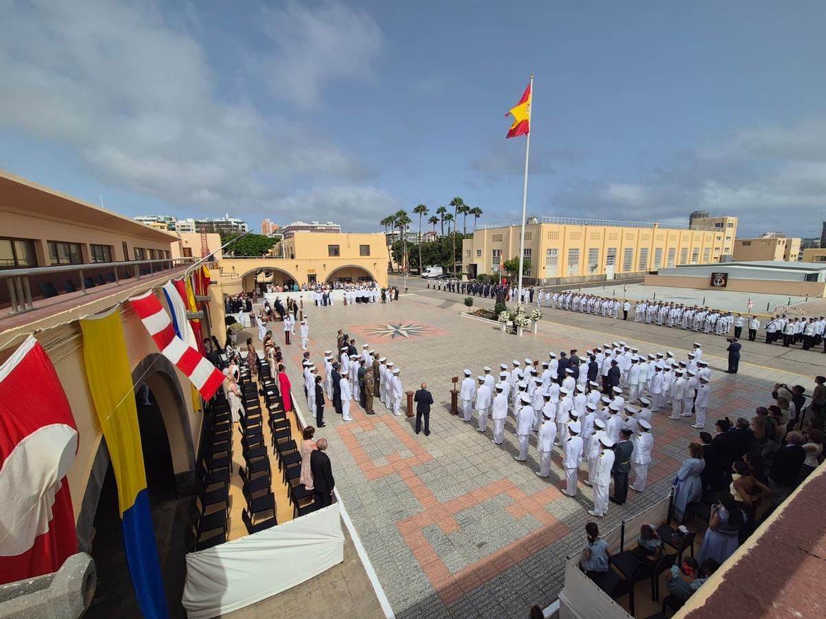 Vista del Arsenal de Las Palmas durante la ceremonia que festeja el 125 aniversario del Patronazgo del Carmen.