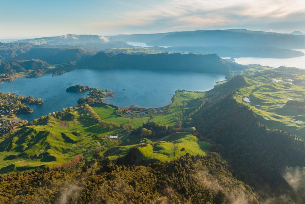 Lago Azul de Rotorua.