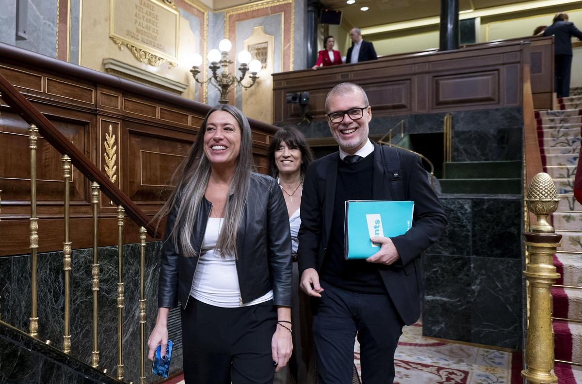 Junts rebutjarà la llei de Vox per prohibir el burca però anuncia una llei pròpia