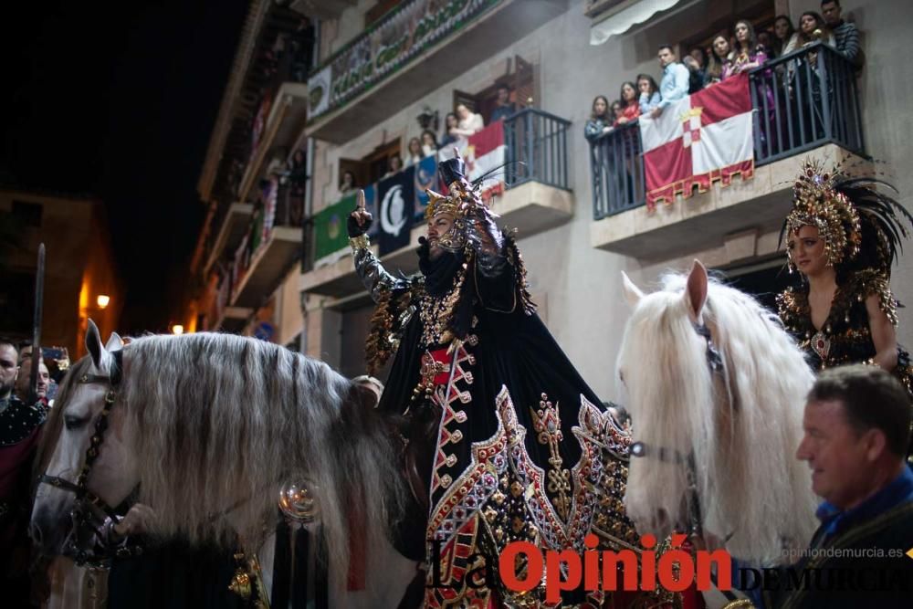 Desfile día 3: Baño de la Cruz, procesión y Parla