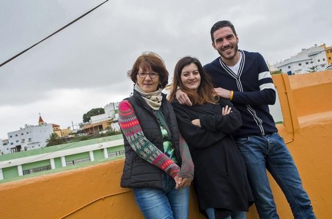 Entrevista a la familia del periodista  Adolfo ...