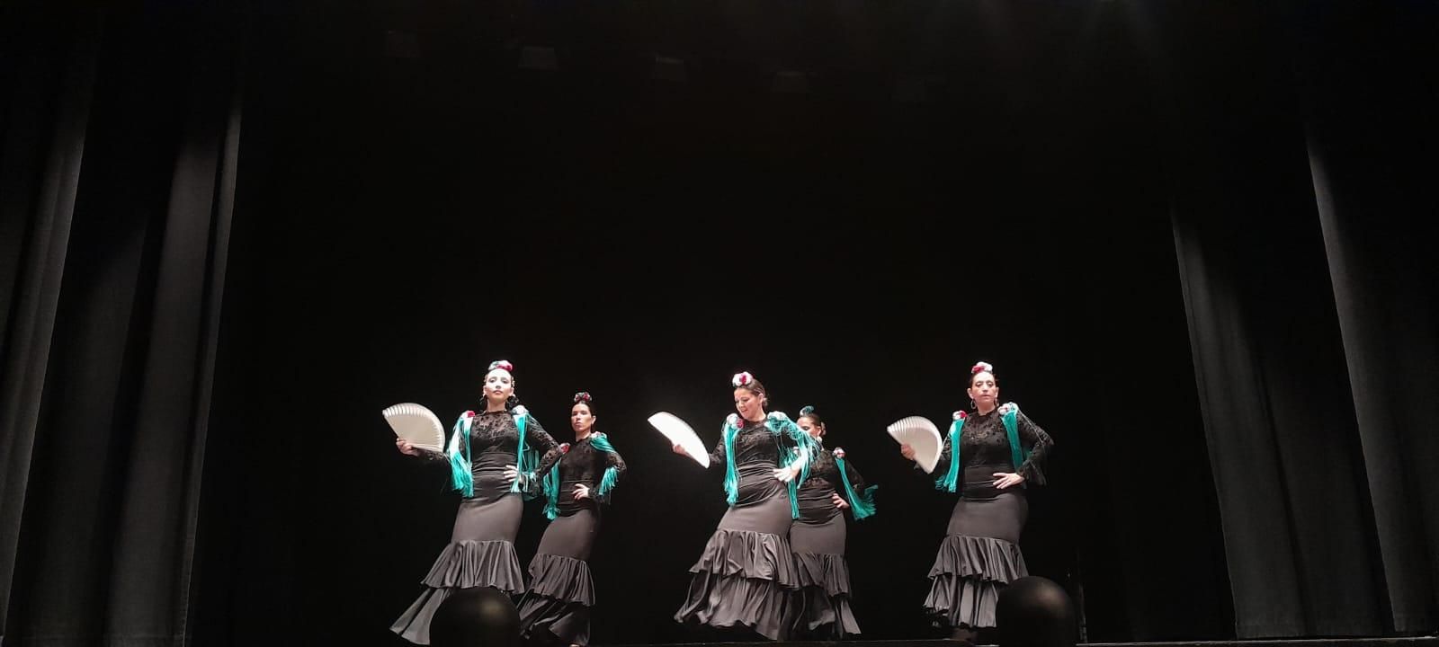 GALERÍA | Gala de baile para celebrar el fin de curso de la Asociación "Flamenco y Compás de Toro"