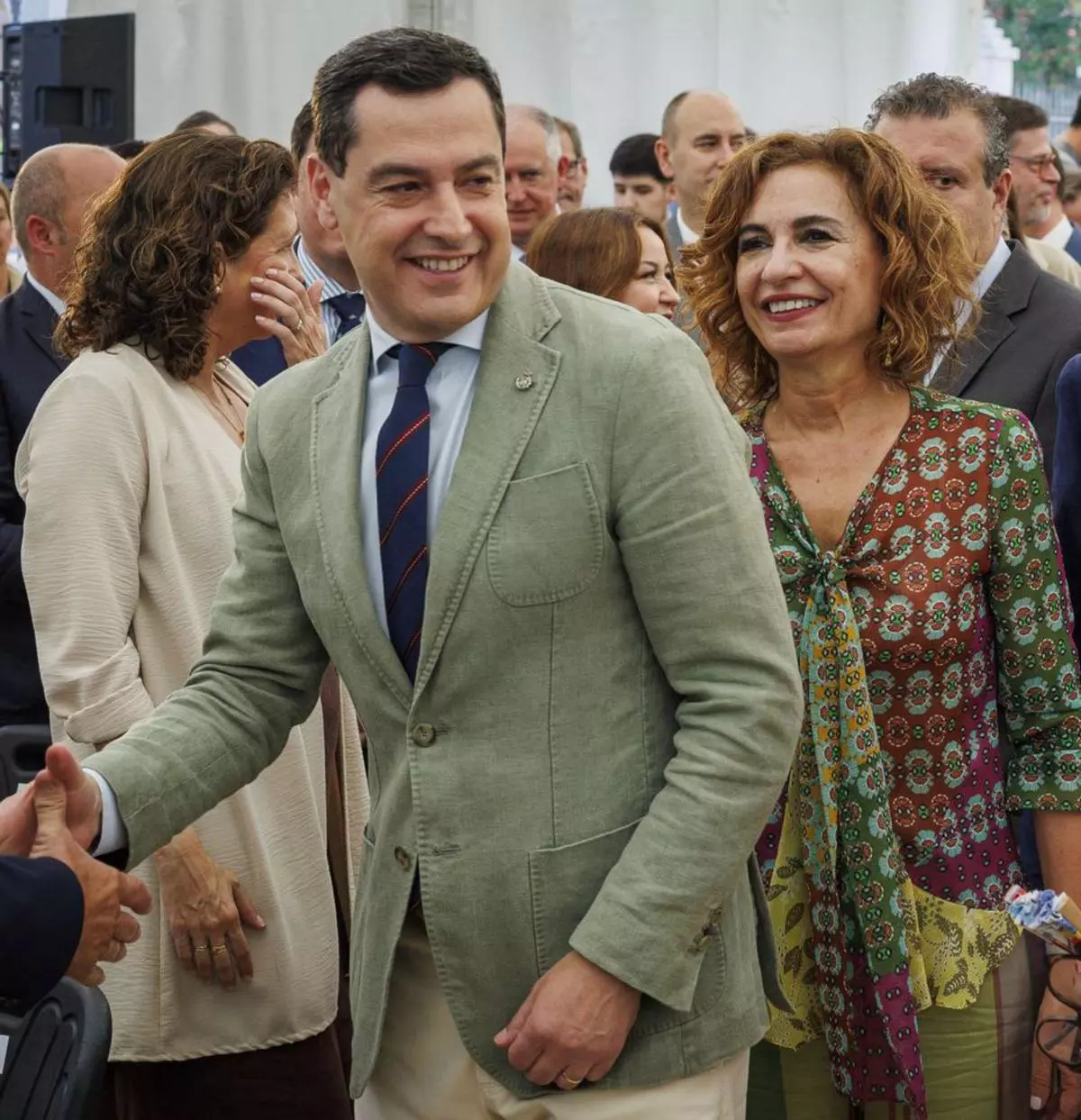 Moreno y Montero muestran tensión y su distanciamiento durante un acto