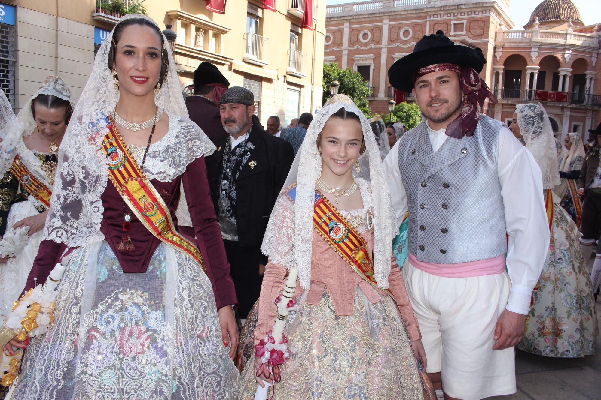 La fuerza de las Fallas en la Procesión de la Virgen (I)