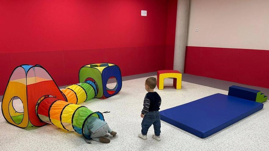 El alcalde le da “un poco de margen” a la Consejería de Educación para abrir una segunda línea en la escuelina de Los Polesinos: “El compromiso es habilitar el edificio entero y aumentar plazas”