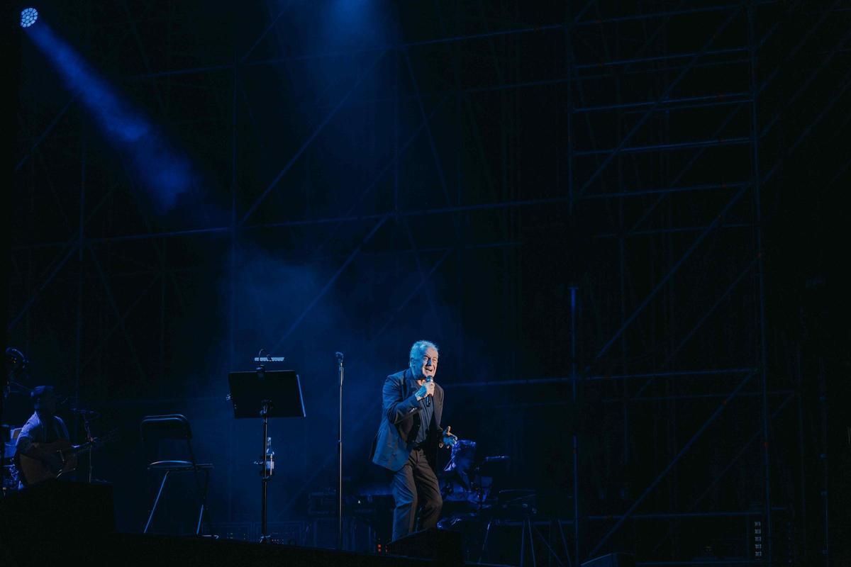 Víctor Manuel emociona al públic del Festival VALLVIVA