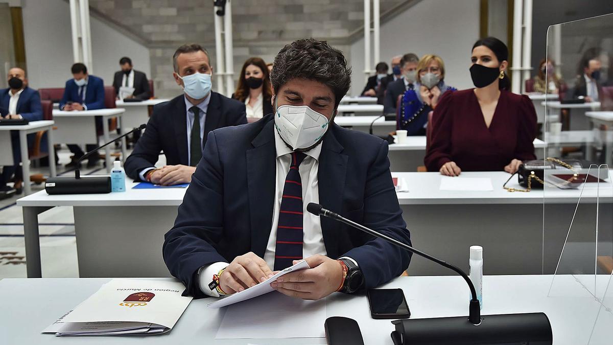 Fernando López Miras, presidente de la Comunidad, en la Asamblea Regional. | IVÁN URQUÍZAR