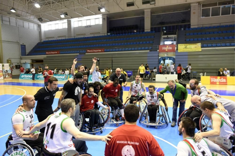 Baloncesto sobre ruedas en el Príncipe de Asturias