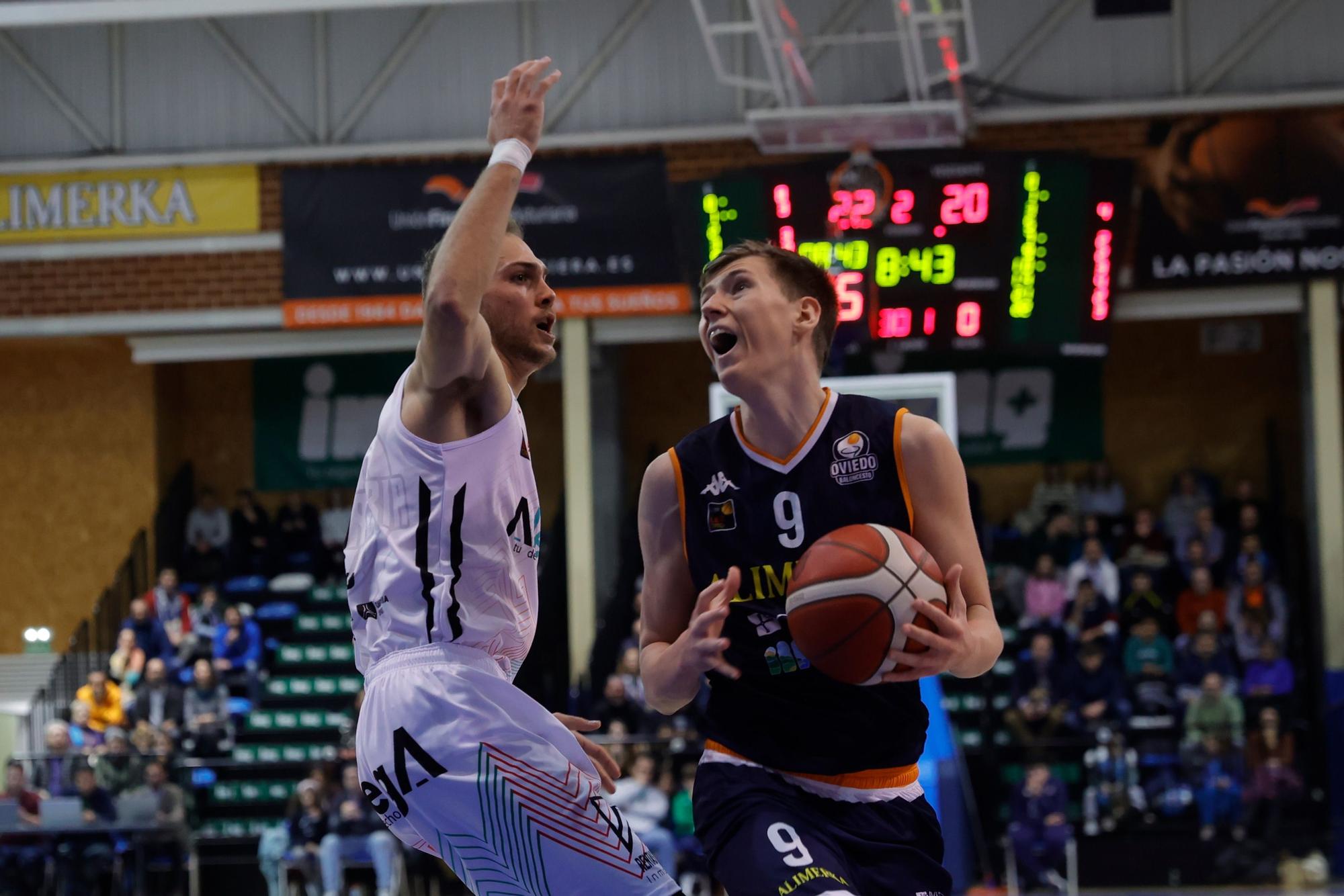 El Alimerka Oviedo cae ante el Alega Cantabria (62-69)