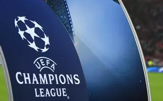 La UEFA pide a los aficionados que no compren entradas en la reventa para las finales de Champions y Eurocopa