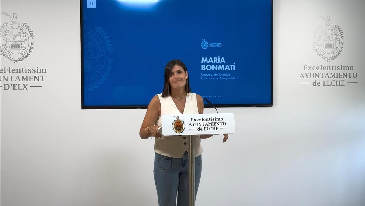 La concejala de Educación, María Bonmatí, este jueves.